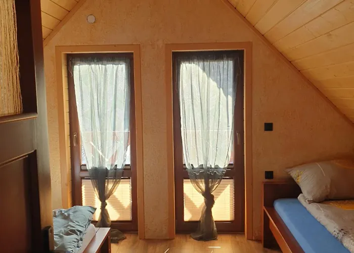 Osada W Beskidach Prázdninový areál Zlatna